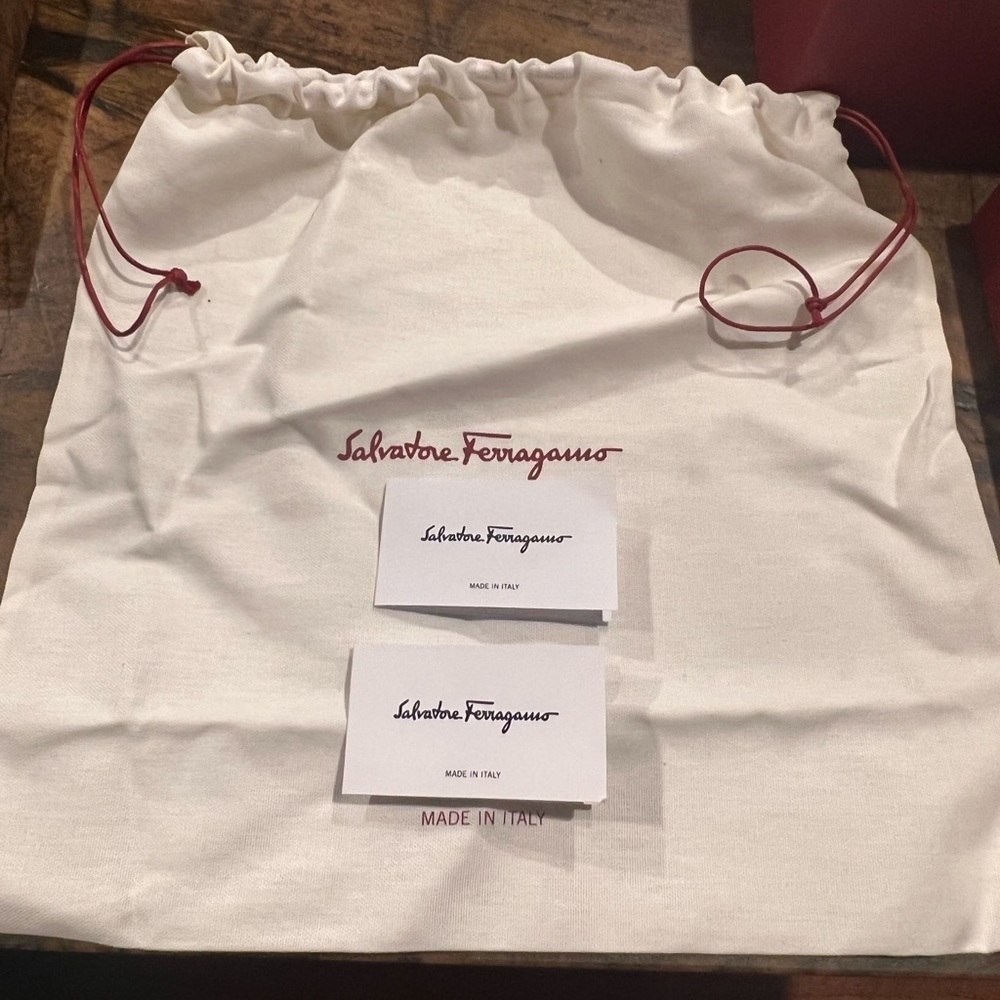 Salvatore Ferragamo Mules Ella’s Beige Caged High Heels Sz 8.5 Sandals Heels NIB - Picture 6 of 7